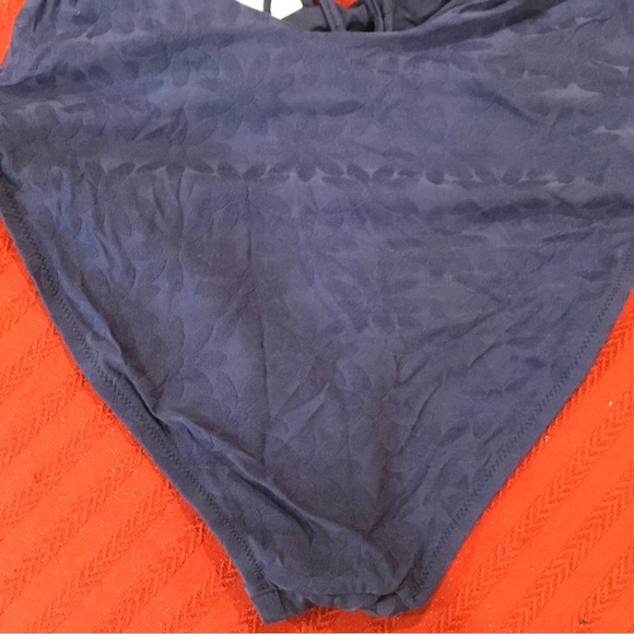 Trina Turk NWT JOPLIN JACQUARD PETAL CUTOUT PLUNGE ONE PIECE SWIMSUIT sz 10 Blue - Picture 4 of 7